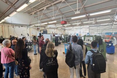 Una quinzena d’empreses descobreixen l’FP dual en una jornada organitzada per la Cambra i l’Institut Lacetània